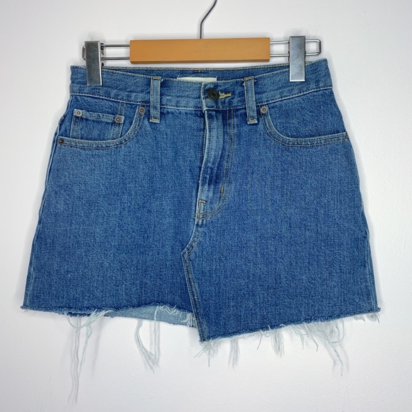 Aritzia Golden by TNA Testani Jean Skirt 0 - Picture 3 of 9